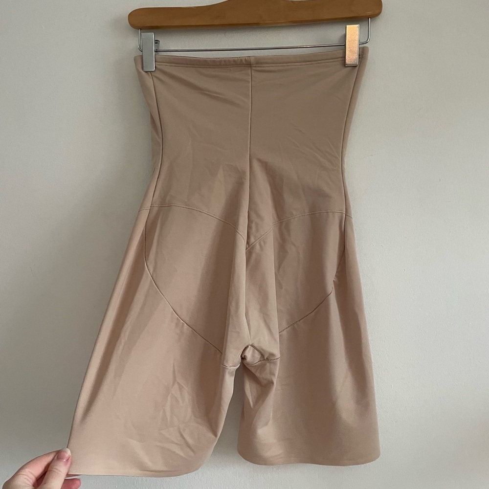 Miraclesuit Beige Shaping Shorts Undergarment Size Medium - Picture 3 of 7